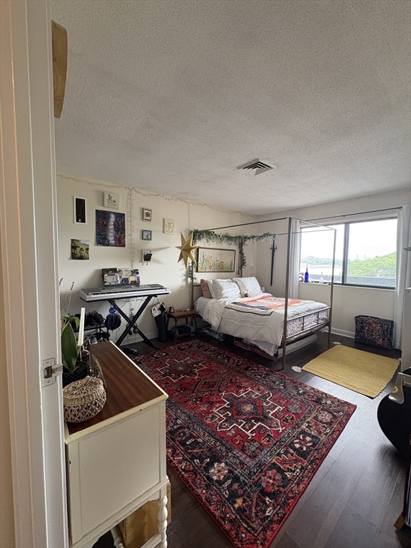 90 Quincy Shore Dr Unit: 303
