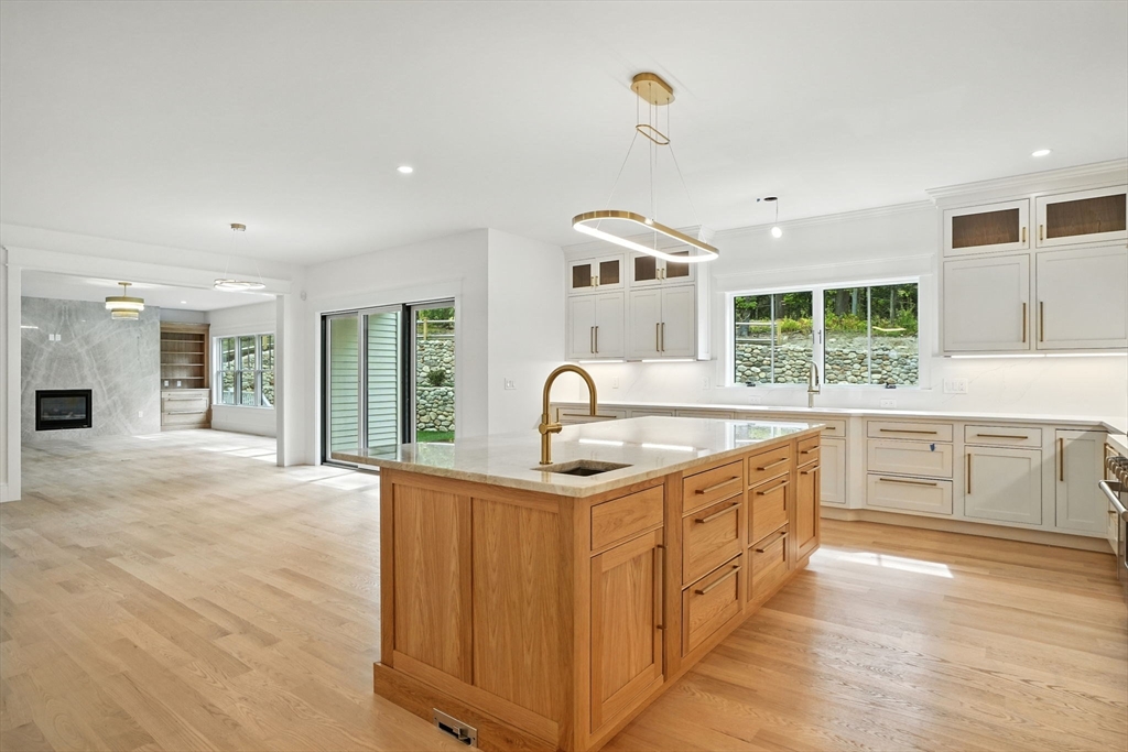 9 Saint James Ct