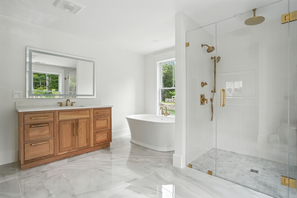 9 Saint James Ct
