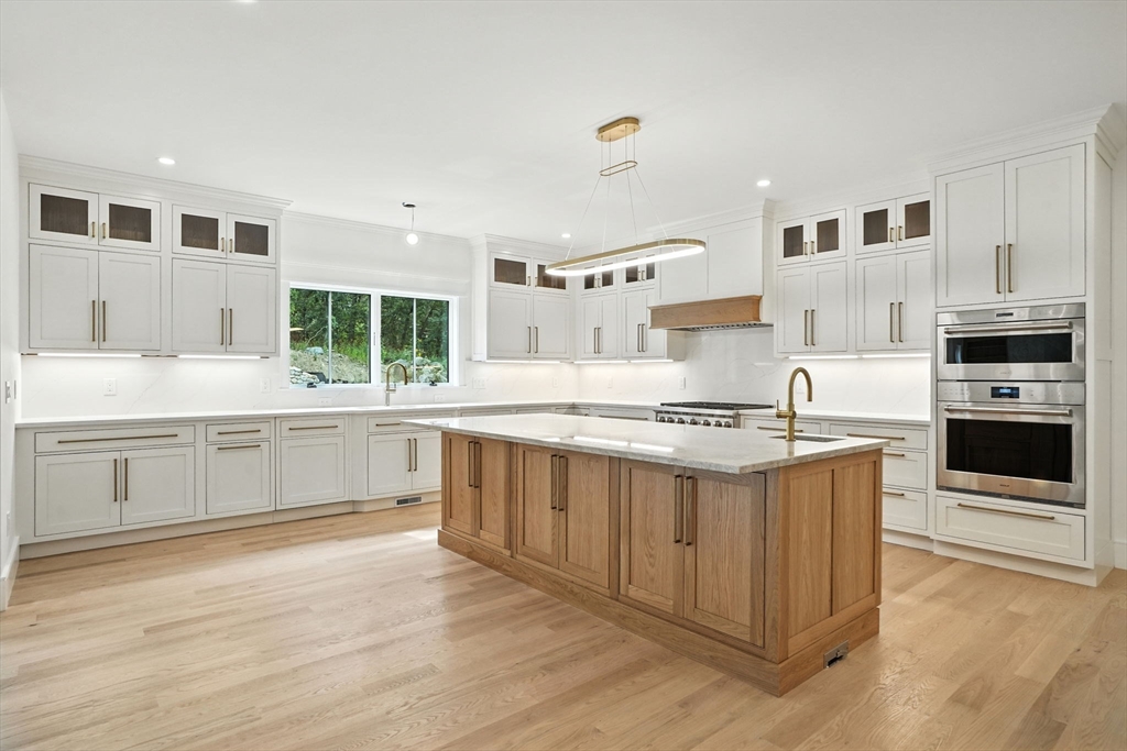 9 Saint James Ct