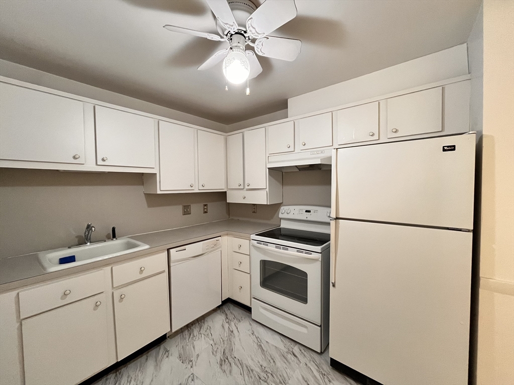 100 Grand View Ave APT 3B