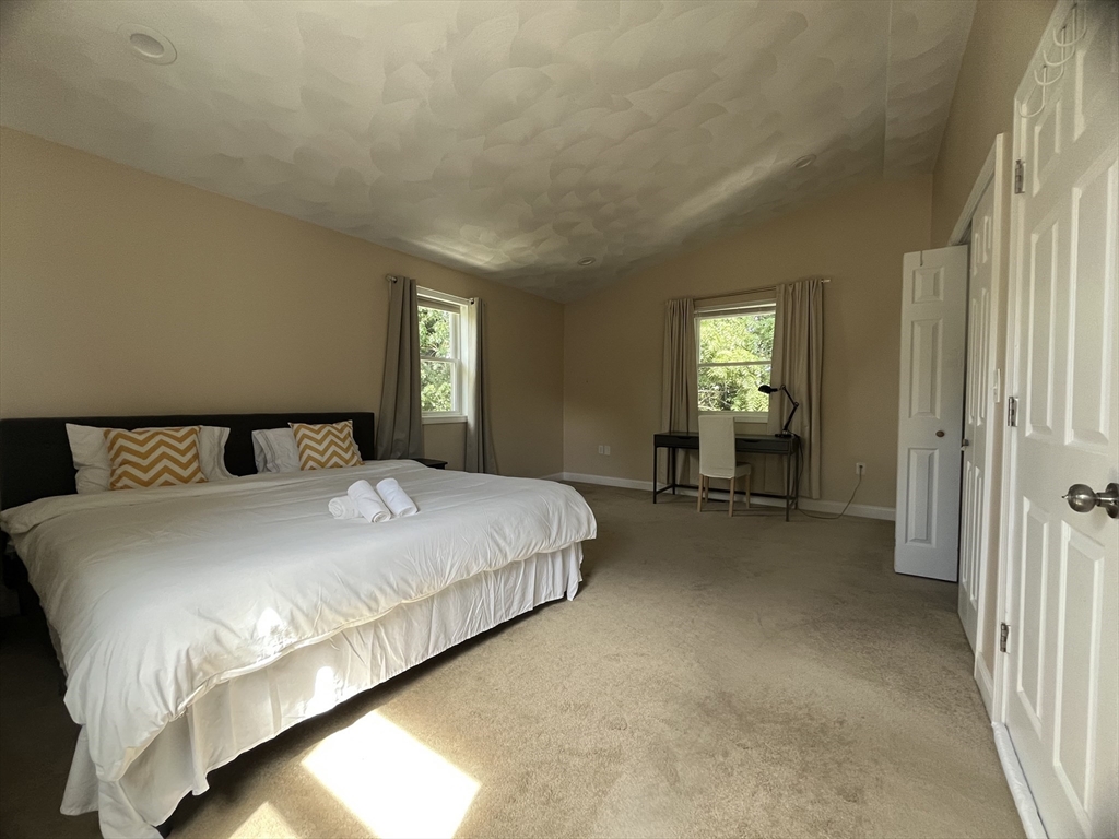 195 195 Grove St # 201 Unit: #201