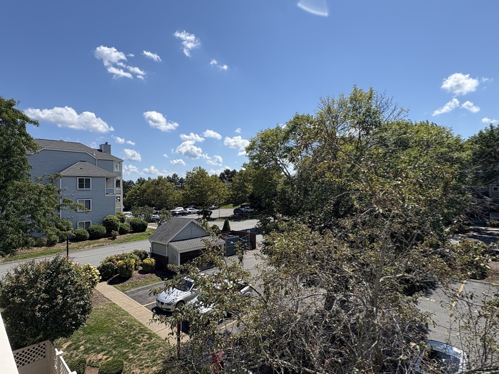 200 Falls Blvd # B305