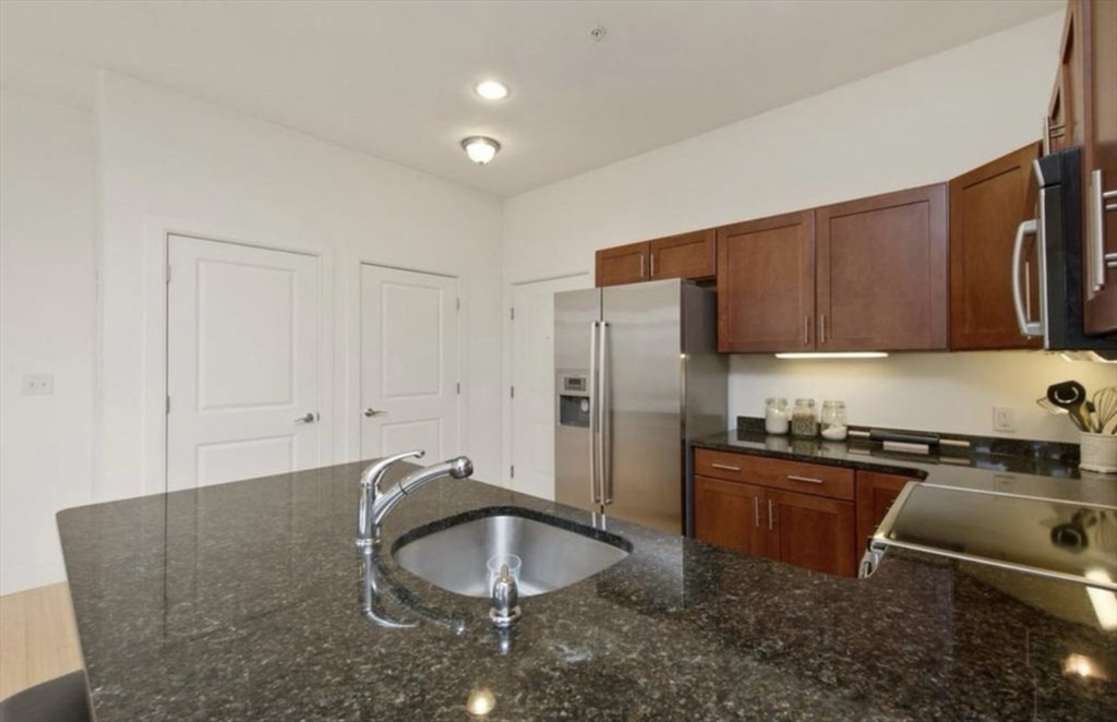 9 Gardner St # 12