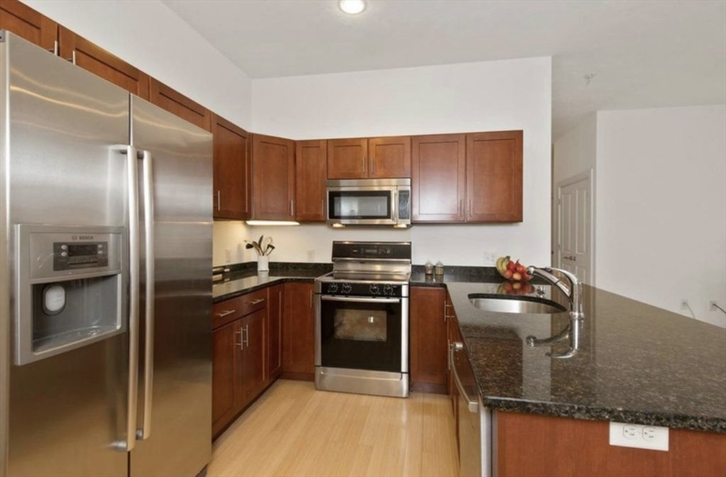 9 Gardner St # 12