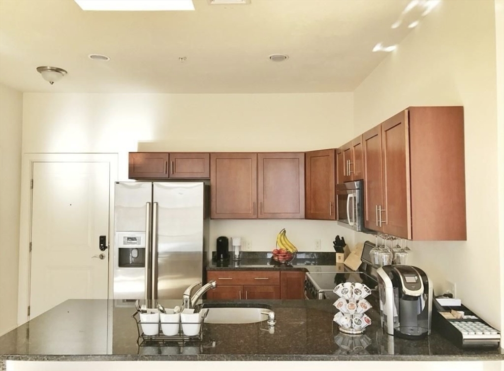 9 Gardner St # 12