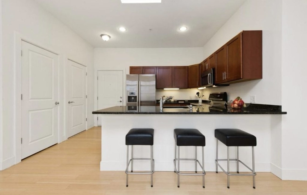 9 Gardner St # 12