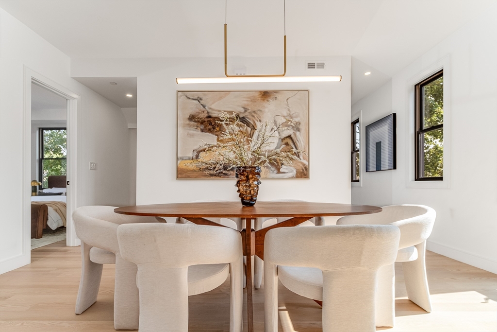 290 Watertown St # 4