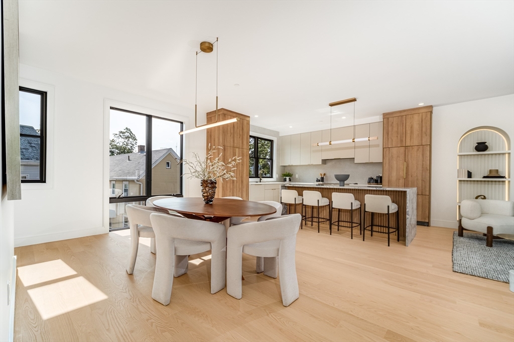 290 Watertown St # 4