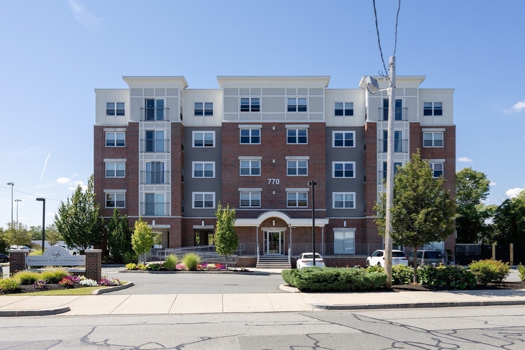 770 Washington Ave # 405