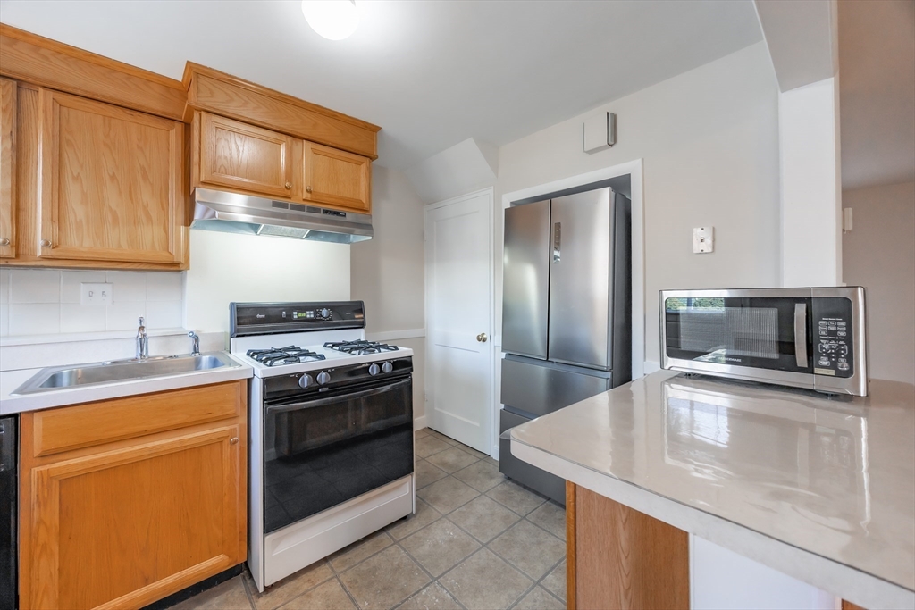 356 Lexington St # 356