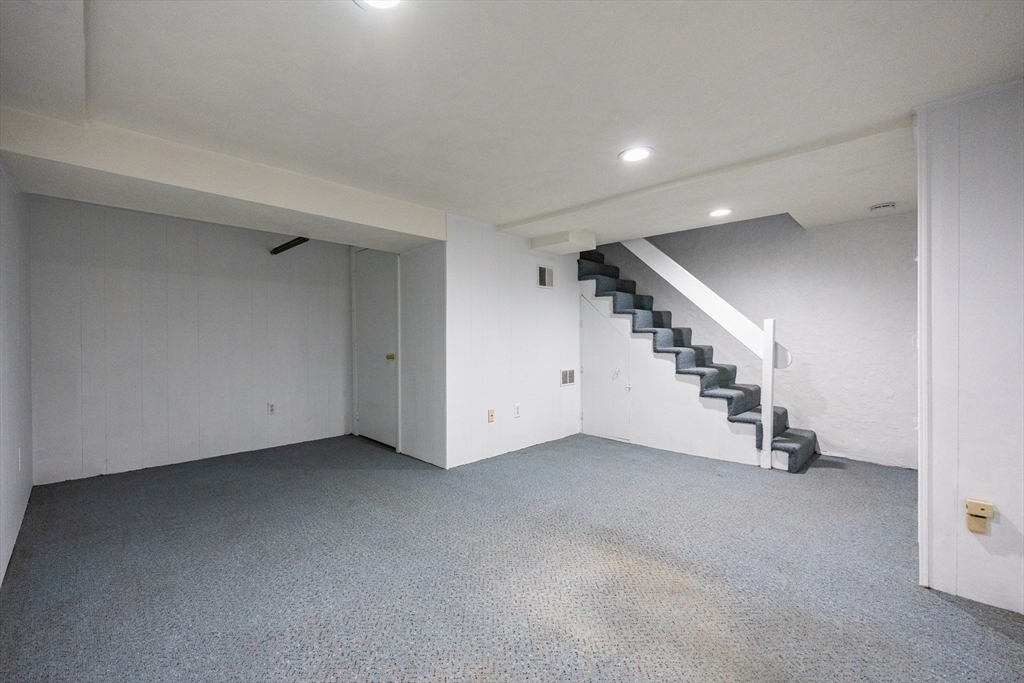 356 Lexington St # 356