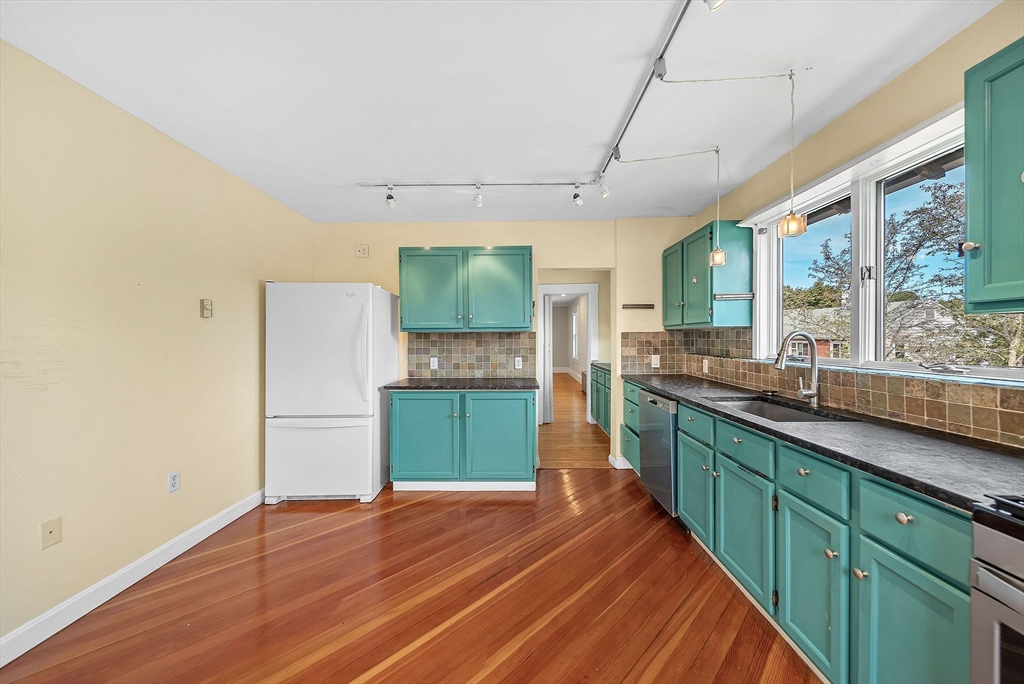 29-31 Edward T Sullivan Rd