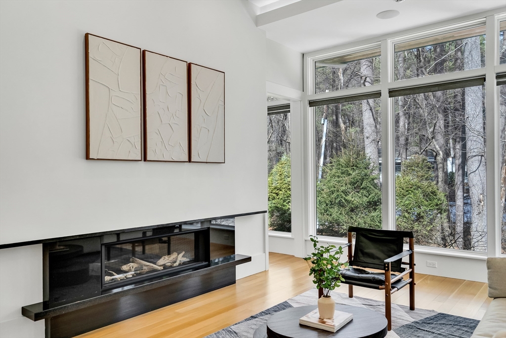 11 Winthrop Cir