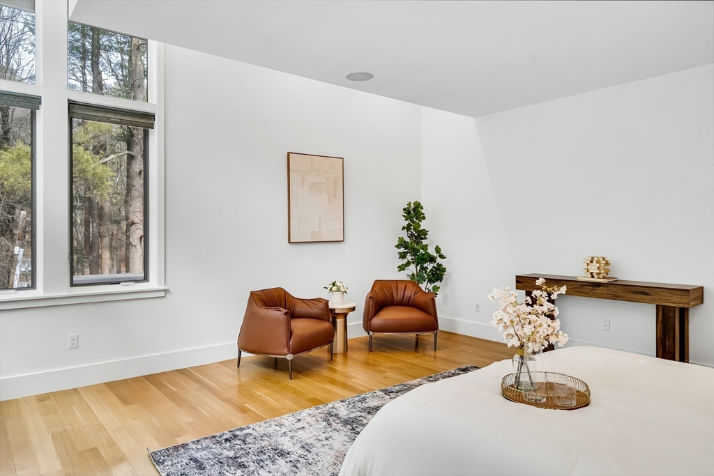11 Winthrop Cir
