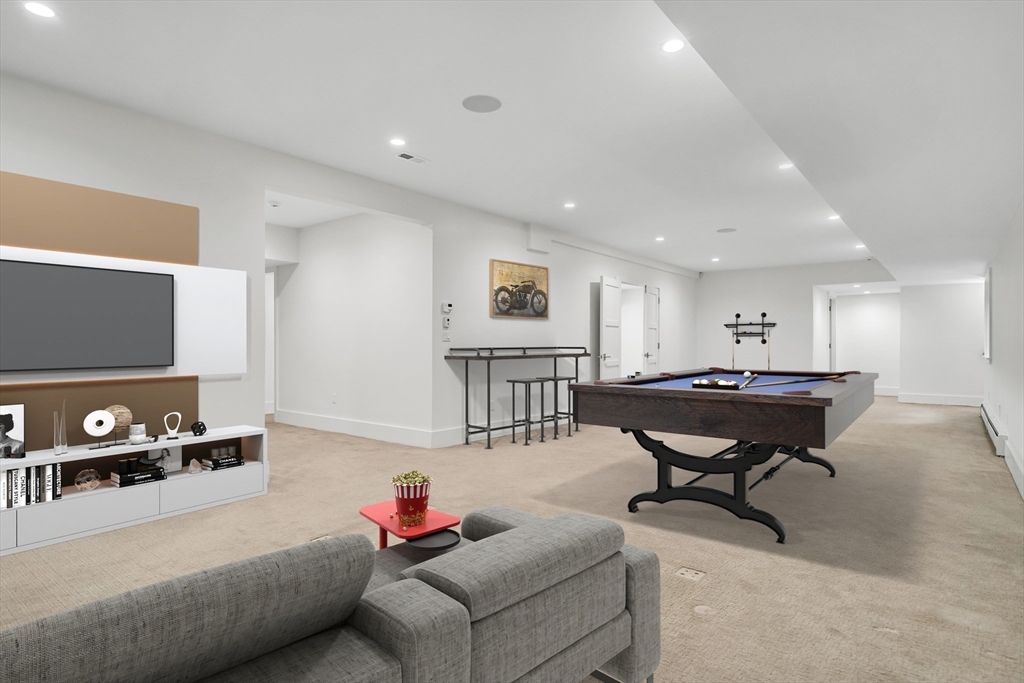 11 Winthrop Cir