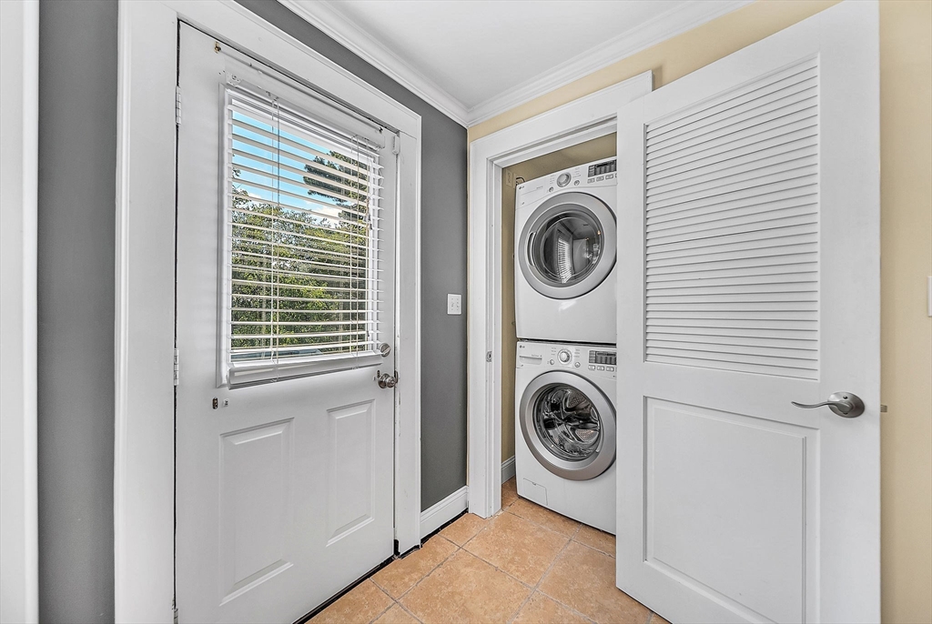 32 Copley St # 2