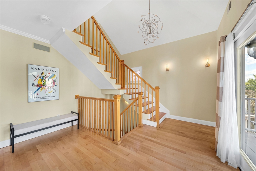 32 Copley St # 2