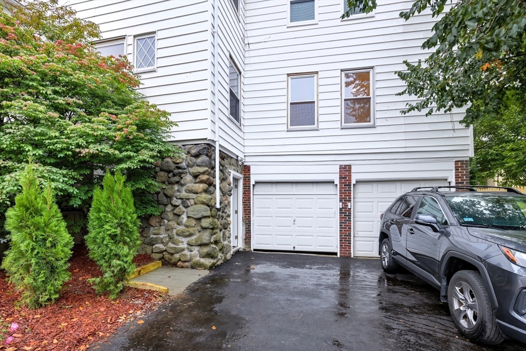 2 Bartlett Avenue # 2