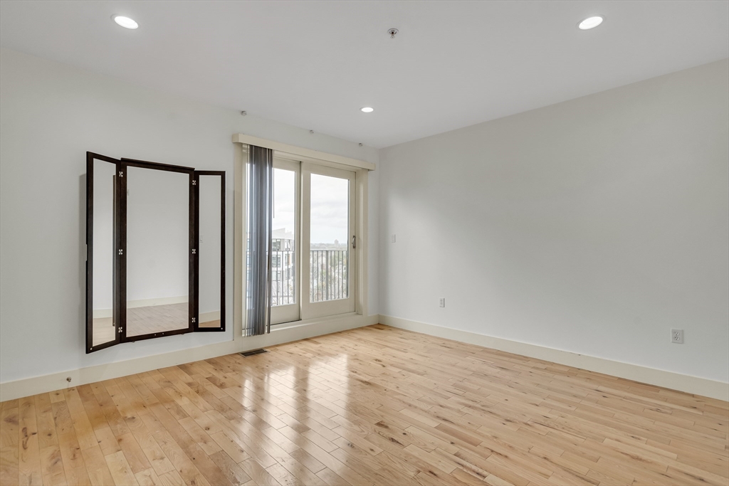 533 Cambridge St # 311