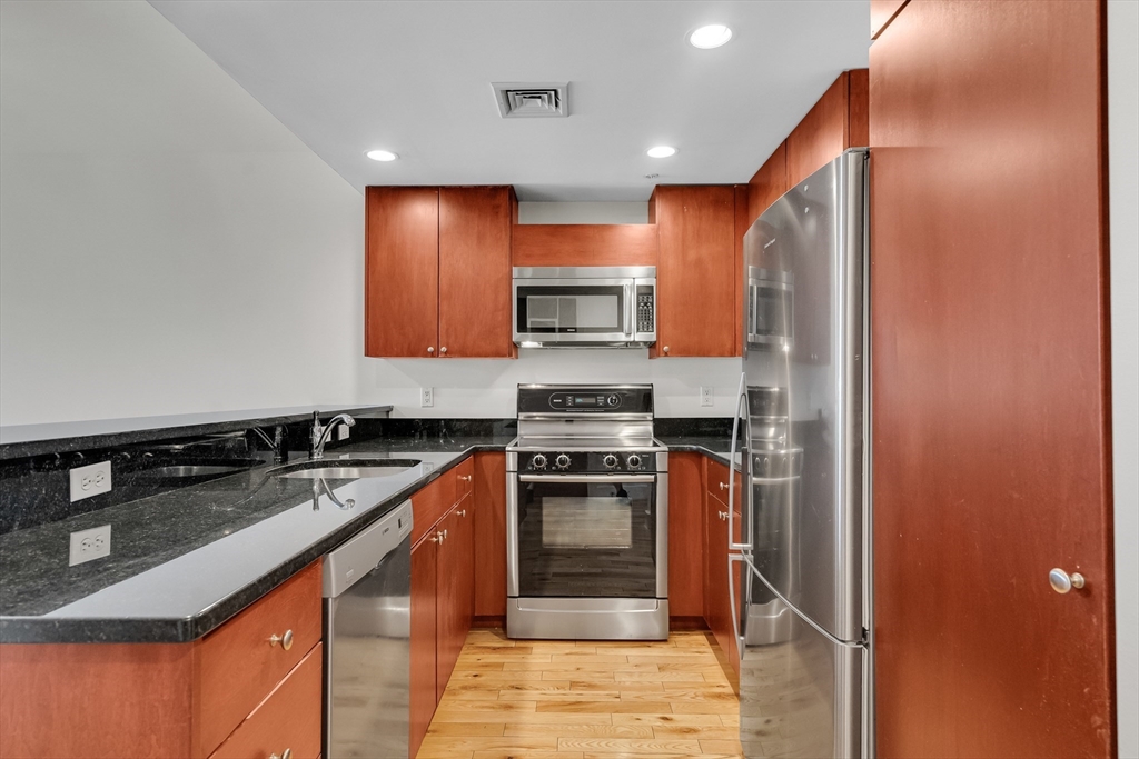 533 Cambridge St # 311