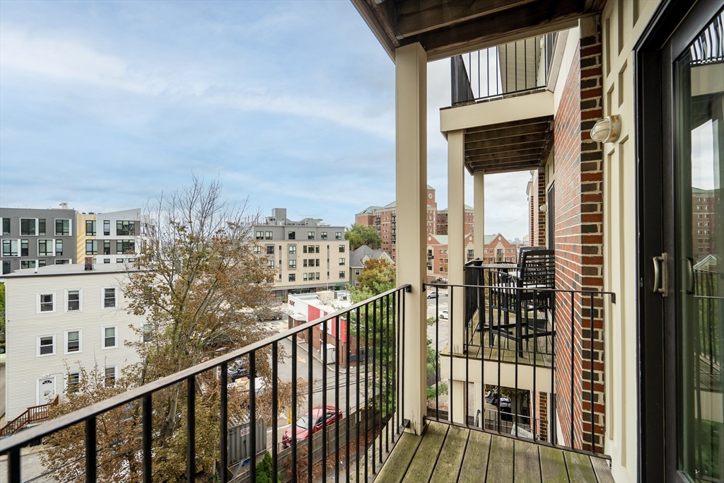 533 Cambridge St # 311