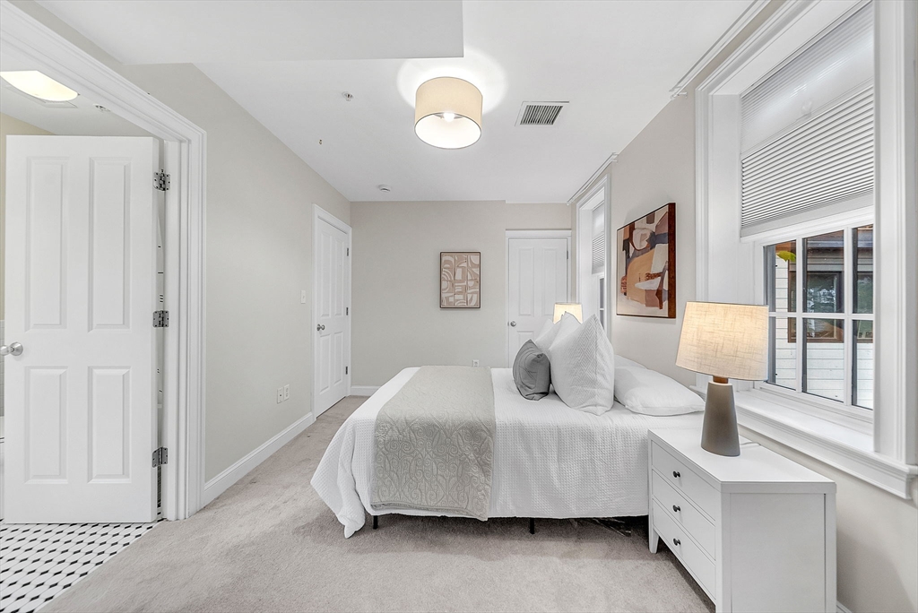 150 Hampshire St # 3