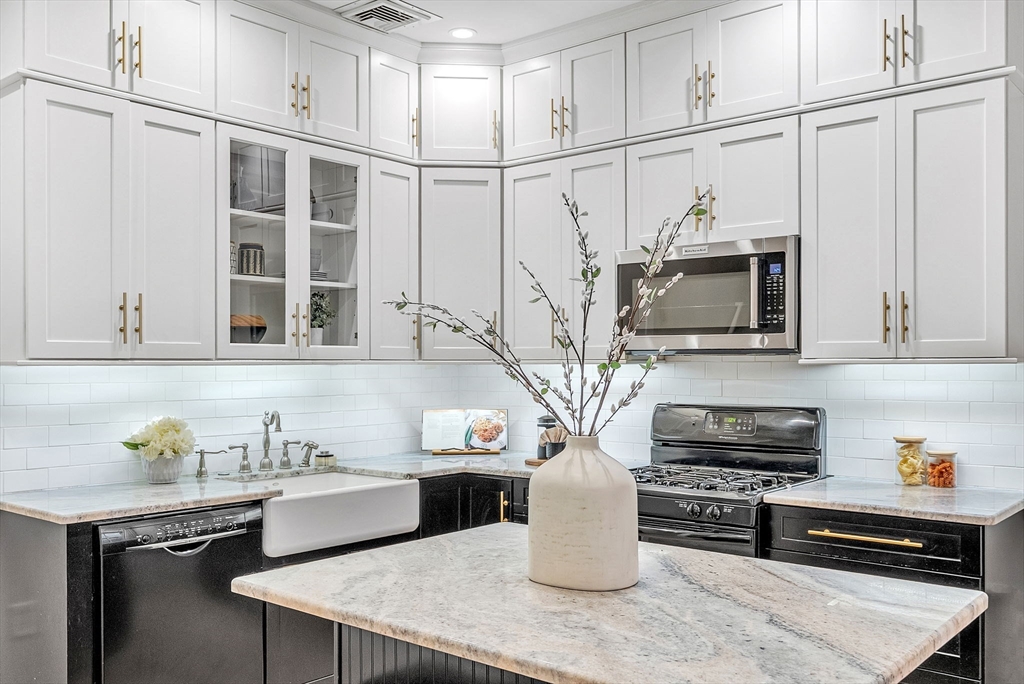 150 Hampshire St # 3