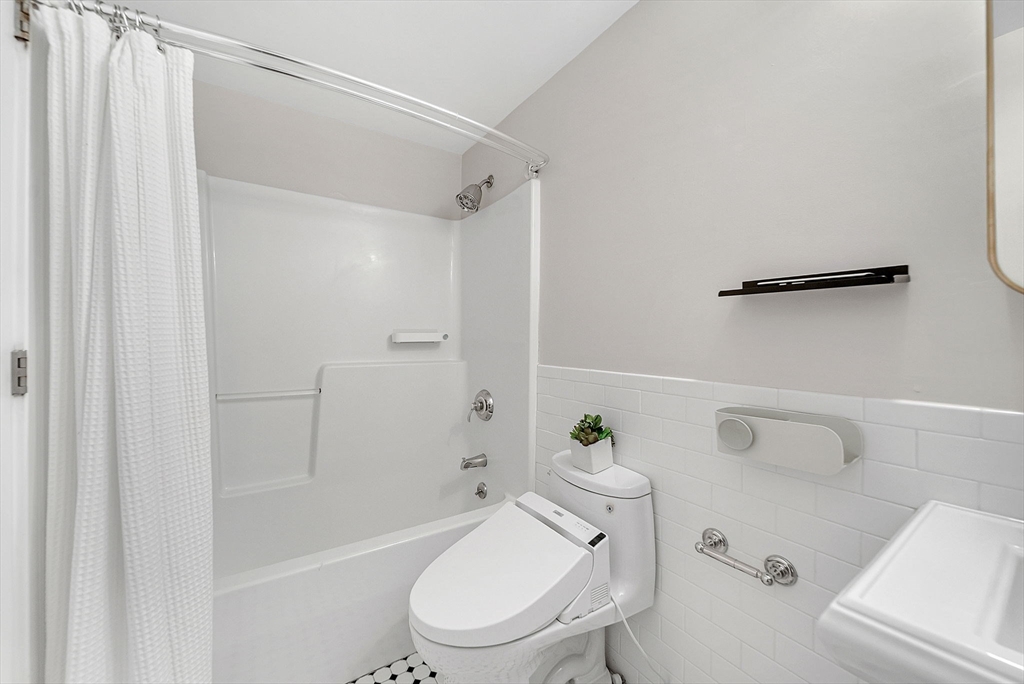 150 Hampshire St # 3