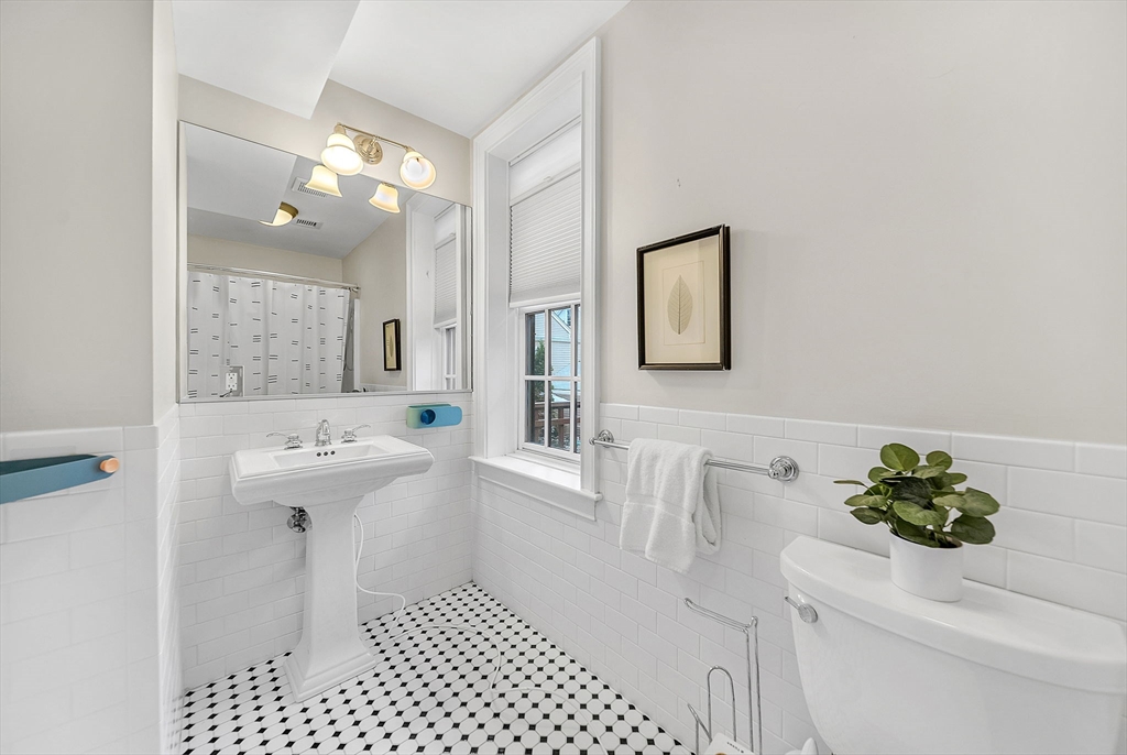 150 Hampshire St # 3