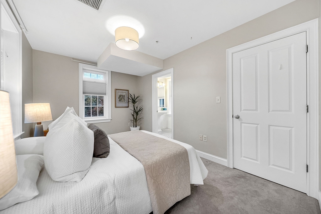 150 Hampshire St # 3