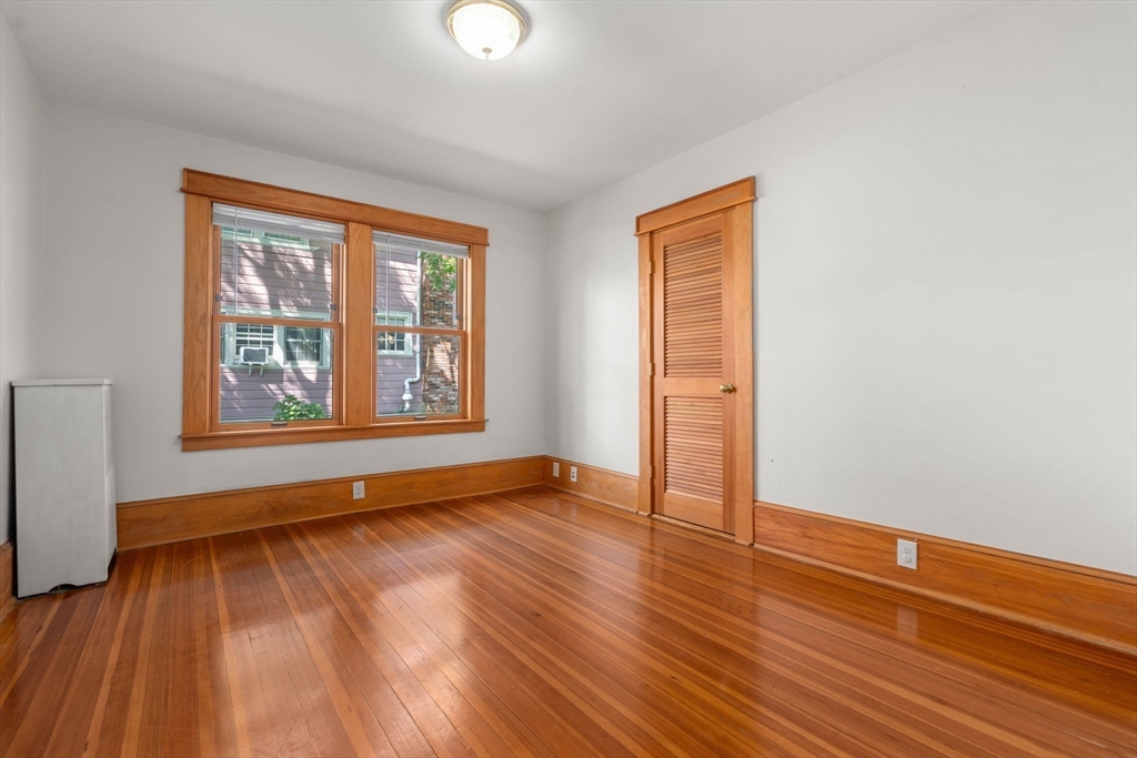 25-27 Westbourne Rd # 25