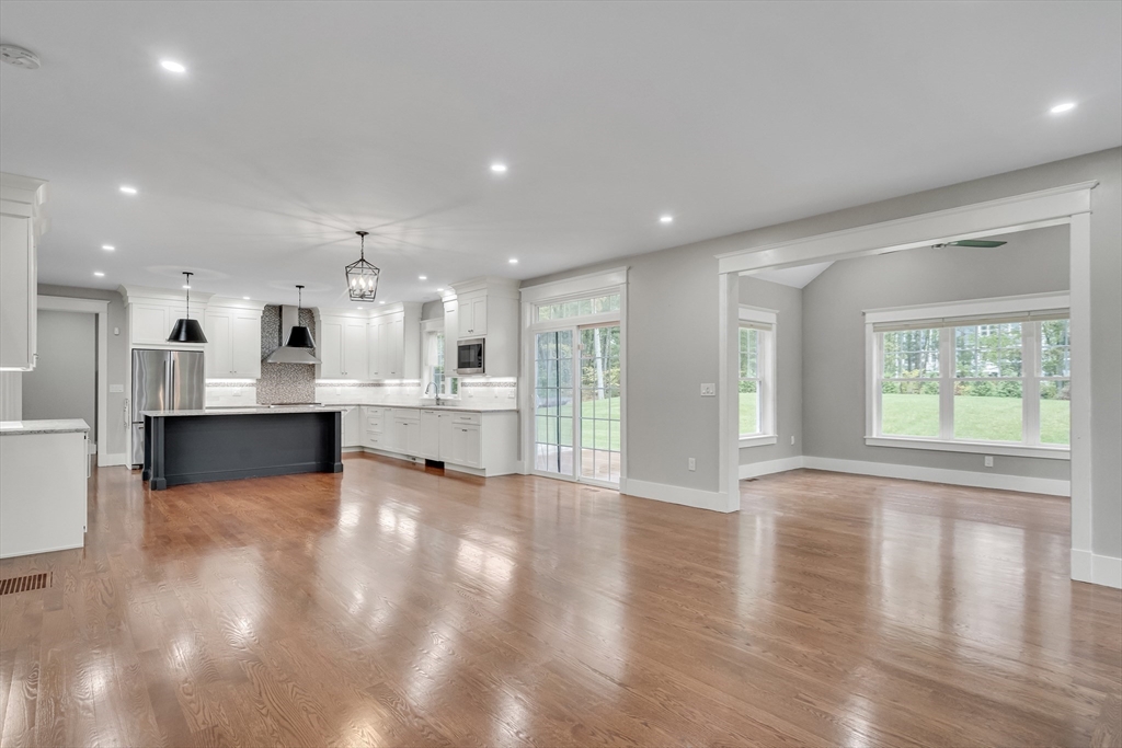 48 Perry Rd