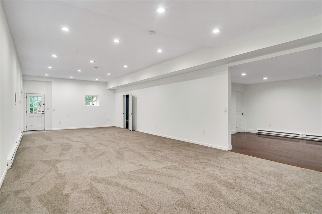 48 Perry Rd