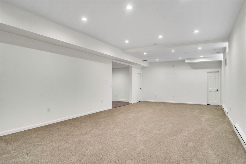 48 Perry Rd