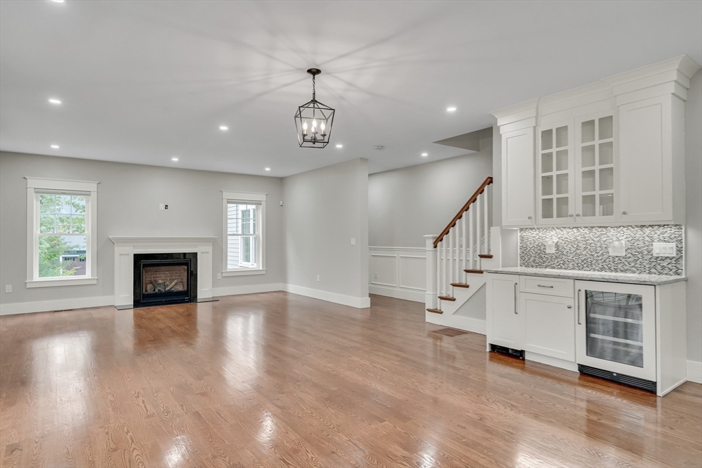 48 Perry Rd