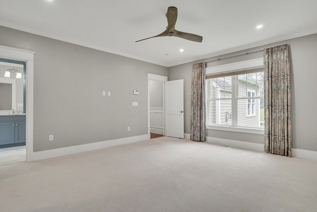 48 Perry Rd