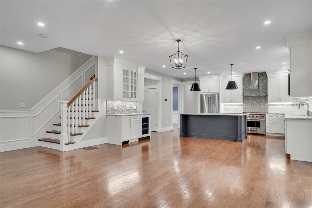 48 Perry Rd