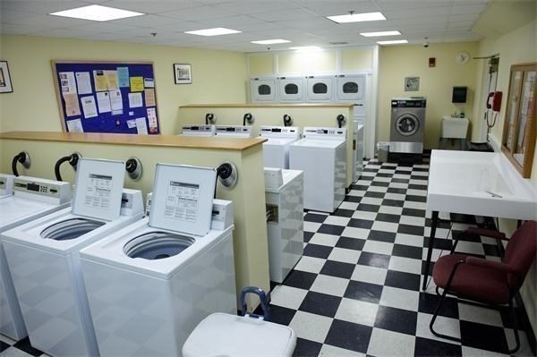 150 Staniford St # 207