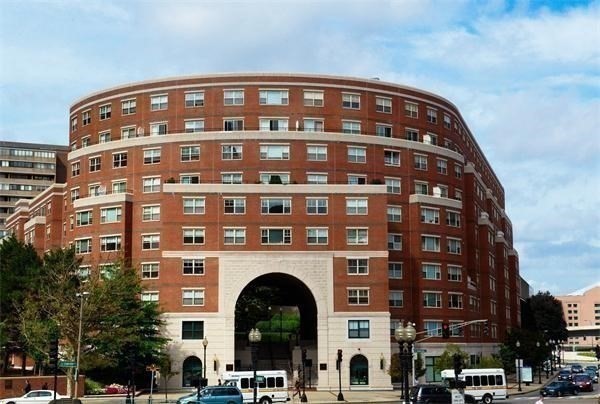 150 Staniford St # 207