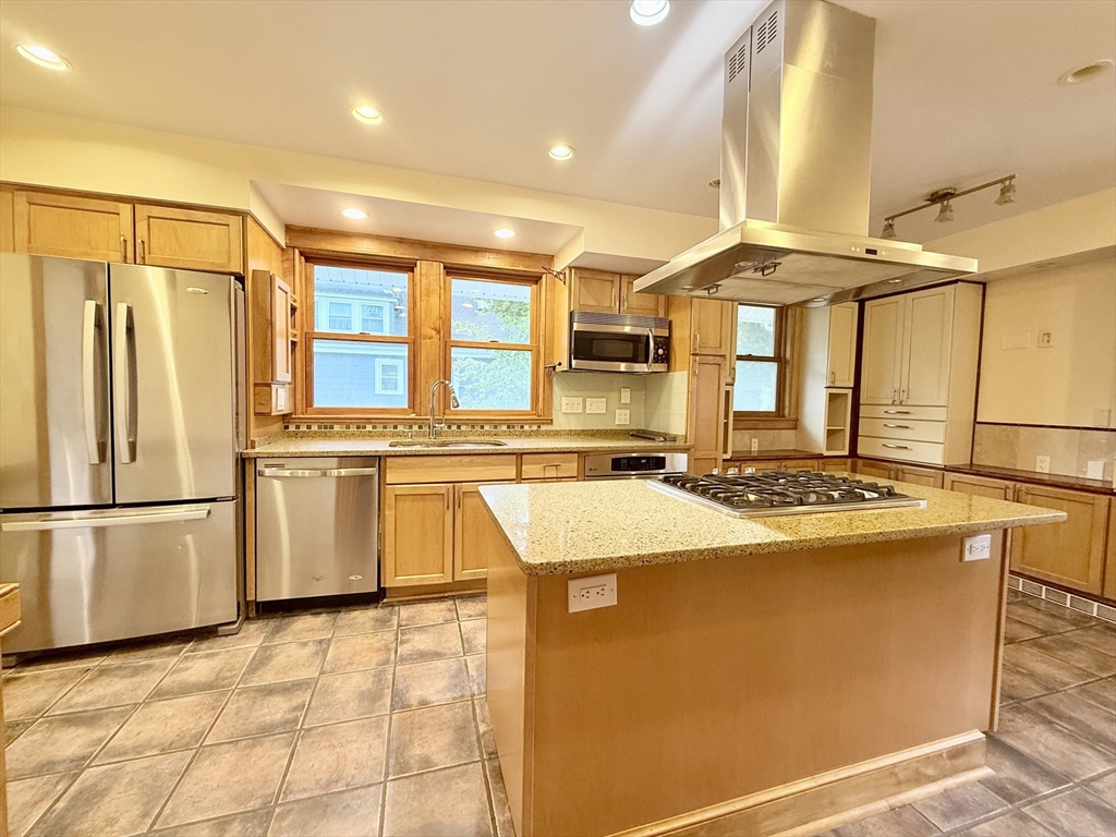 25-27 Westbourne Rd # 27