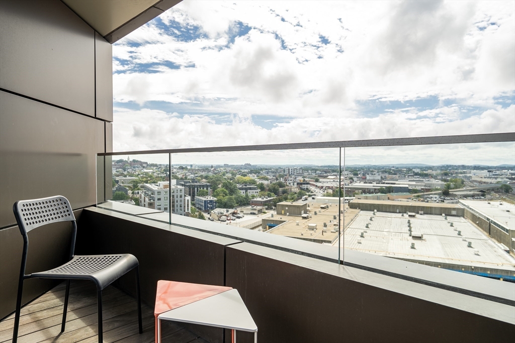 141 Dorchester Ave # 906