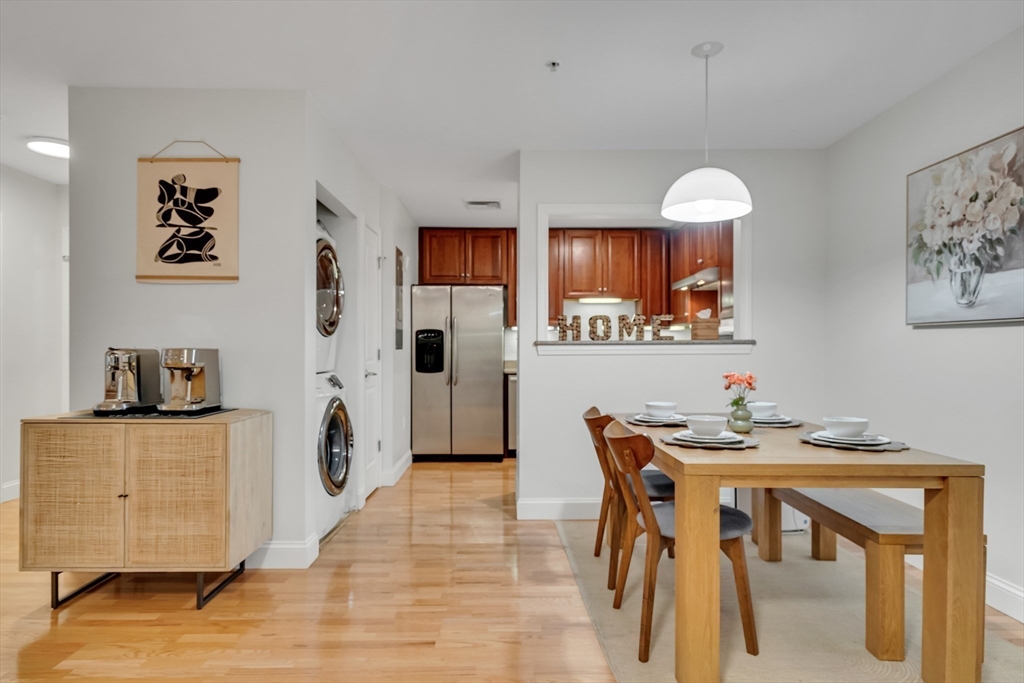 318 Rindge Ave # 103