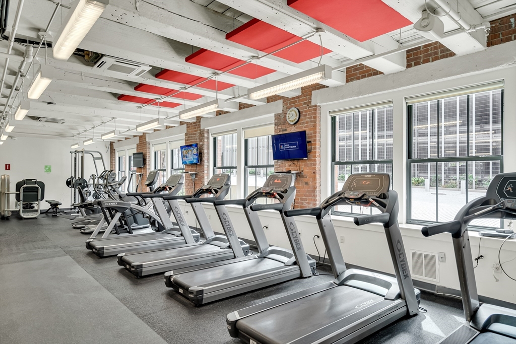 141 Dorchester Ave # 906