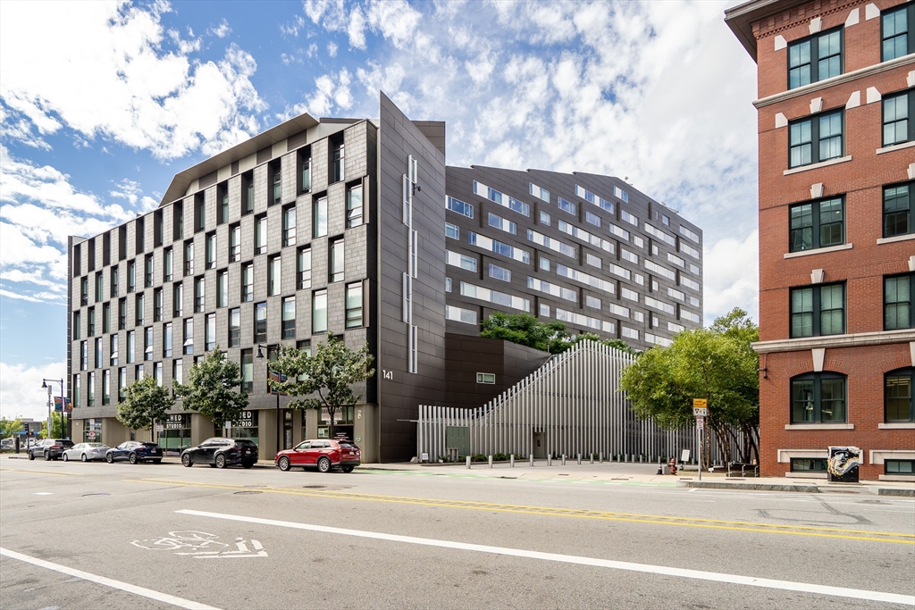 141 Dorchester Ave # 906