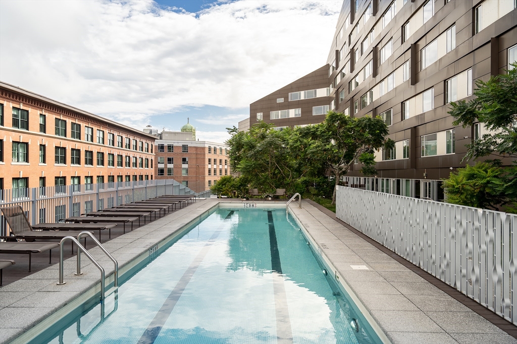 141 Dorchester Ave # 906