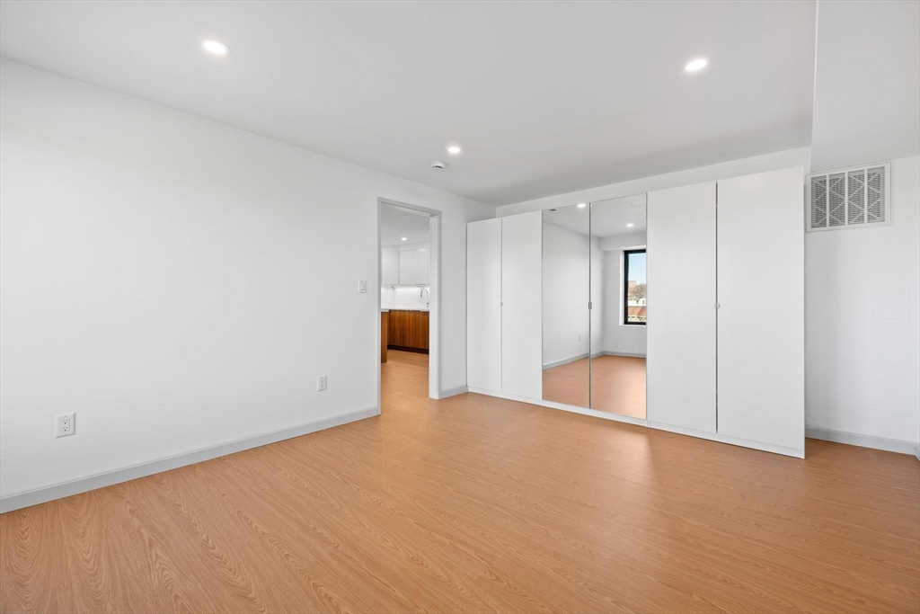 1243 Beacon Street # 5A