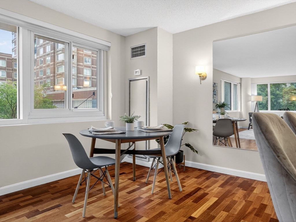 8-12 Museum Way # 222