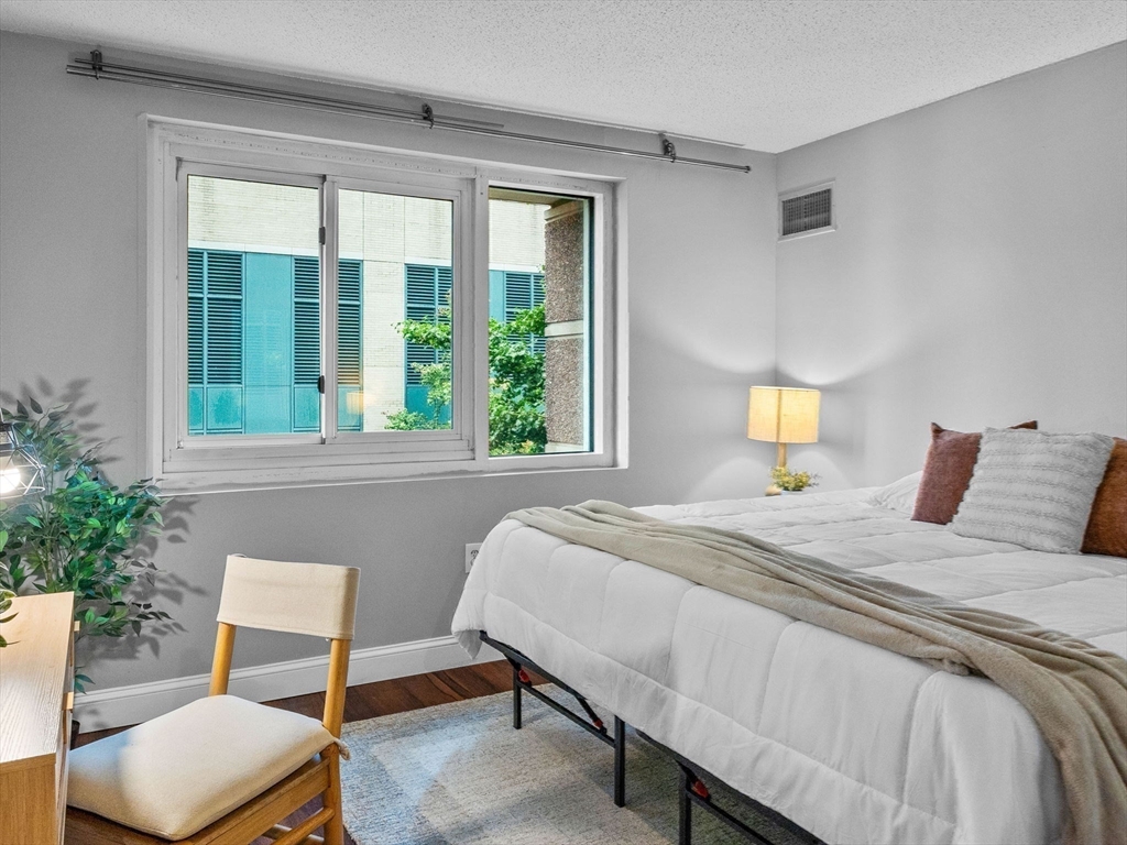 8-12 Museum Way # 222