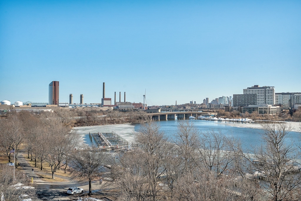 100 Station Lndg # 712